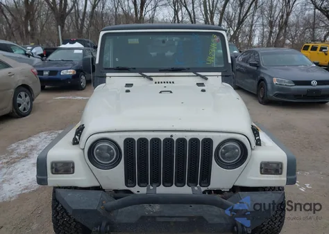 2005 Jeep Wrangler Unlimited from USA, damaged, VIN 1J4FA44S15P372126